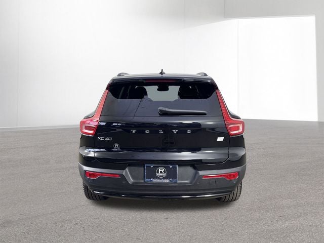 2024 Volvo XC40 Recharge Pure Electric Twin Plus