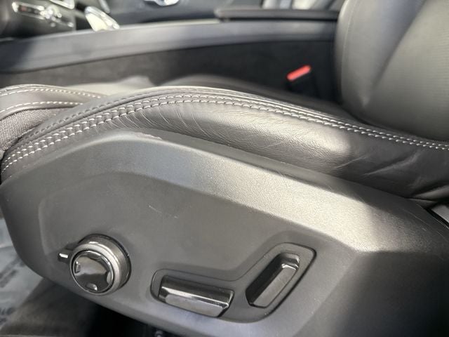 2024 Volvo XC60 Ultimate