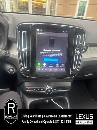 2024 Volvo XC40 Plus Dark Theme