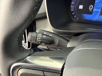 2024 Volvo XC40 Plus Dark Theme