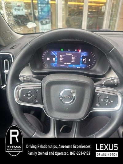 2024 Volvo XC40 Plus Dark Theme