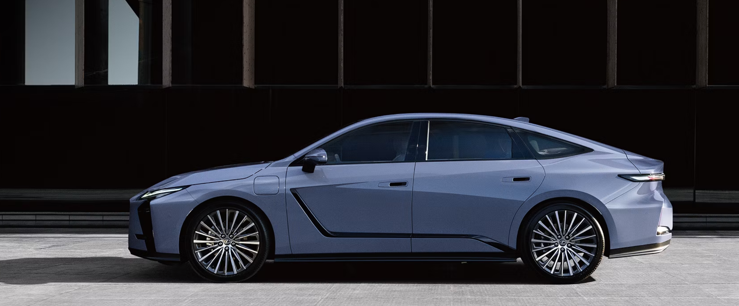 Shop at a New Lexus Dealership Near Palatine, IL